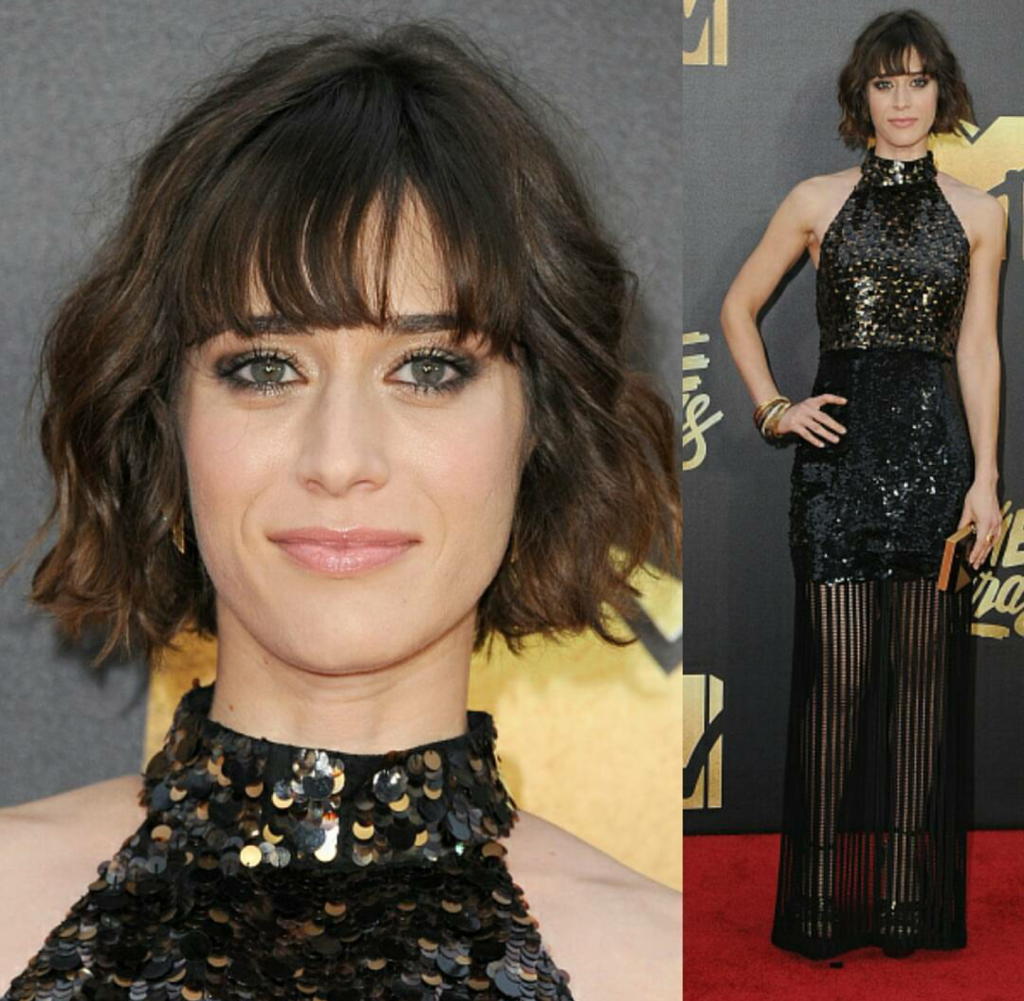 Lizzy Caplan MTV Movie Awards