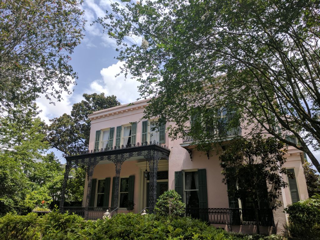 garden district free walking tour