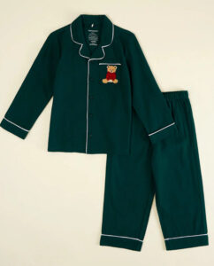 Green holiday pajama set